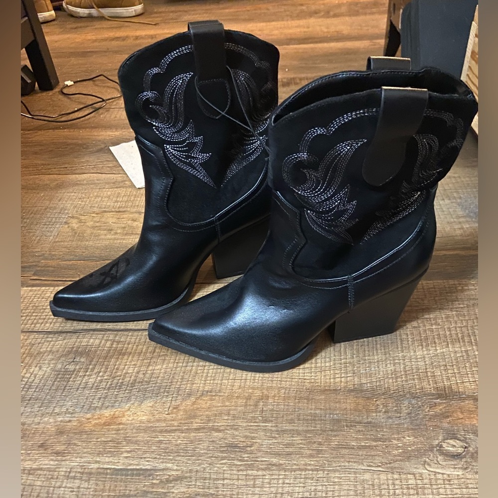 Forever 21 Cowboy boots